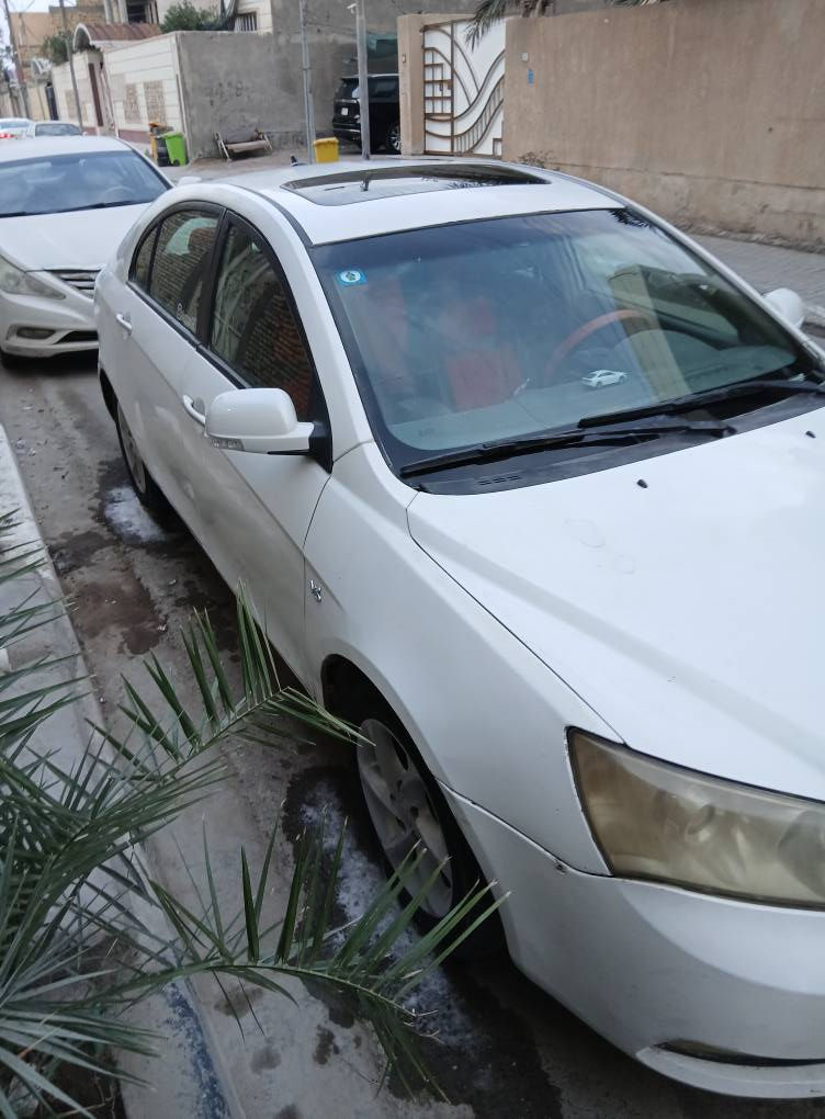 ام كراند سي 7 سيارة مكينه كير حداده تبريد شاشه كامره حساسات خلفيه كامره داش كام اماميه تصوير صوره صوت  رقم بصرة انكليزي سنويه جديده هزه جديده باسمي تحويل مباشر السعر 55 رقم الهاتف *********** البصرة, العراق
