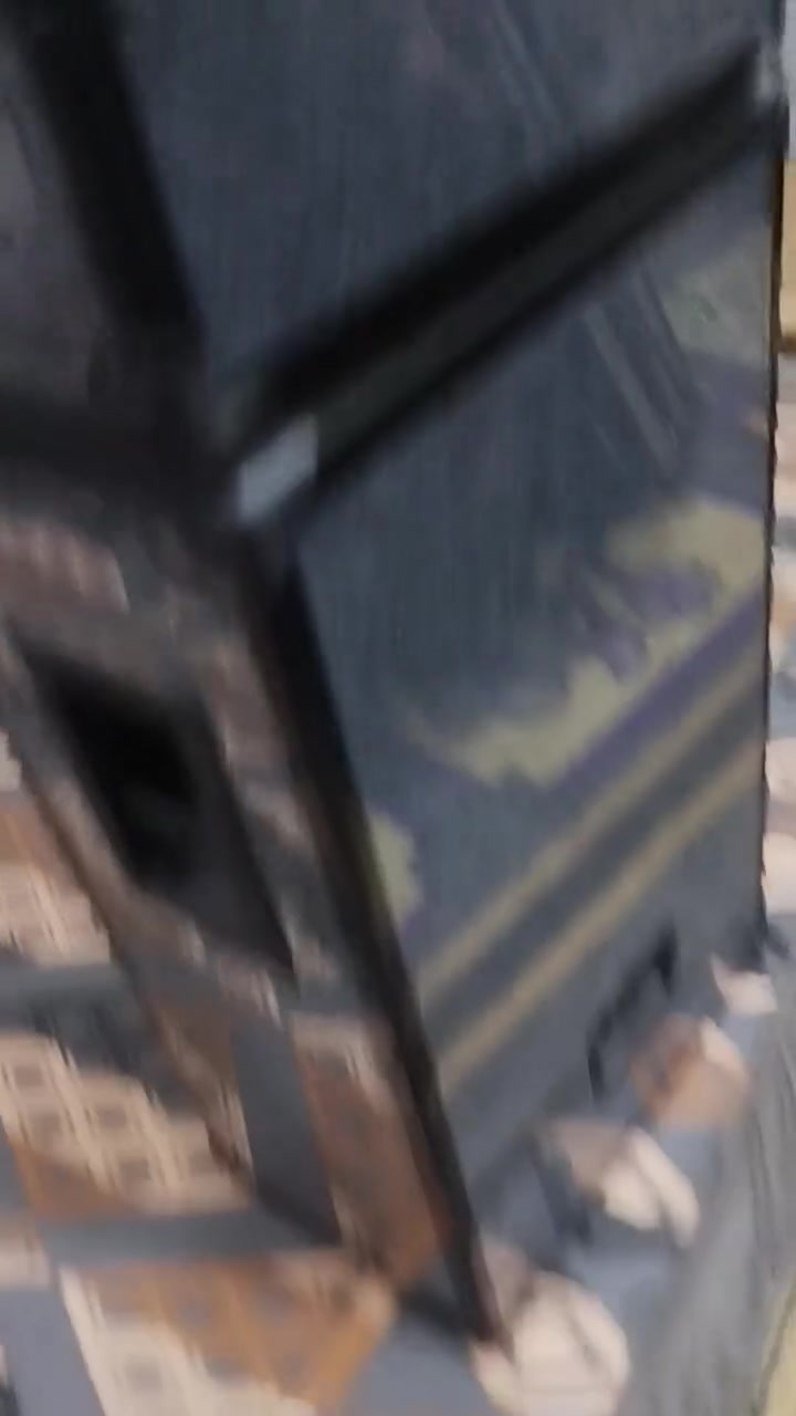 تجي تفحص وتقتنع ياله تاخذ
***********
