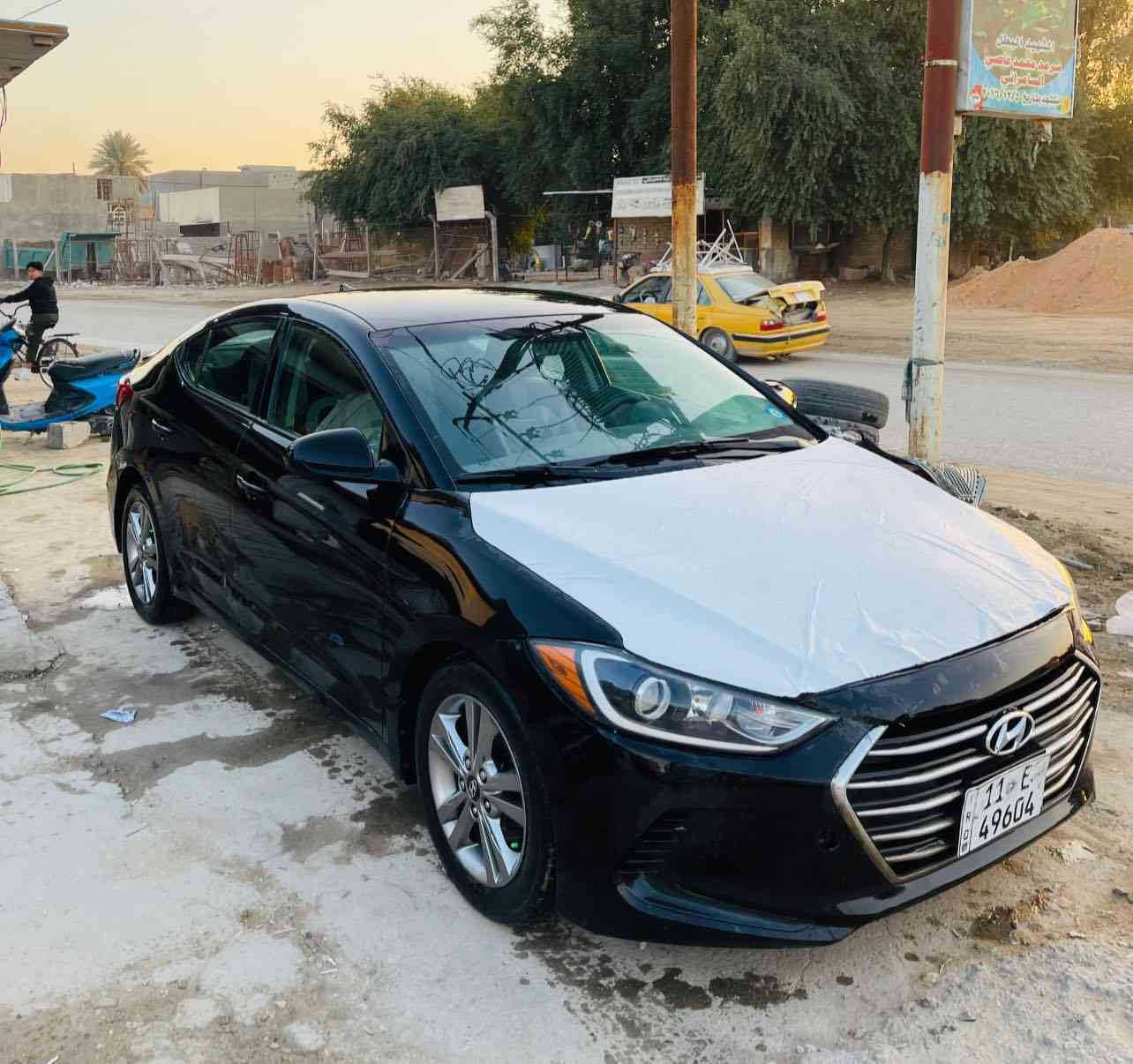 السلام عليكم النترا 2017 امريكي رقم بغداد انكليزي الجديد هزه جديده مكينه 2000 دوش بيها جاملغ وبنيد  وجاملغ خلفي  مكينه وكير وحداديه وتخم تاير كله جديد السعر 103 وبيها مجال مكاني بابل. الرقم  ***********
