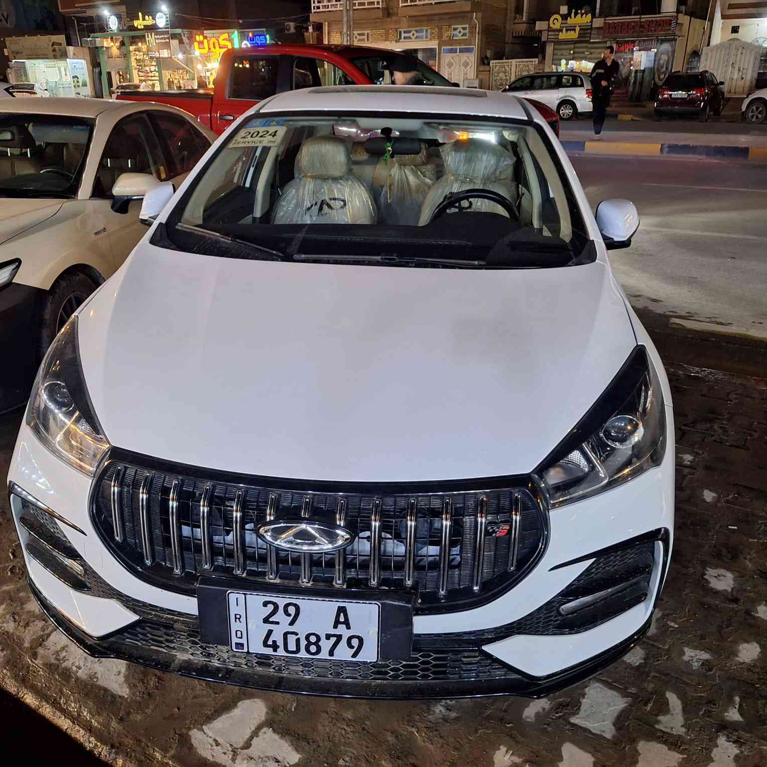 شيري اريزو 5 موديل 2024 فئة lux فول مواصفات اعلى فئة
السيارة اذا تاخذها من الشركة سعرها ويا الرقم ١٣٠$  
اني رايدها١١٧$ مع مجال بسيط
السيارة صار اقل من سنة من مشترينها حره تحويل مباشر
• رقم واسط انكليزي 
•ماشية 30 الف فقط
•سقف فتحه
• كشن كهرباء

1_اوتو هولد 
 2_مانع انزلاق 
3_كشنات جلد 
4_تحديد سرعة ومثبت سرعة. 
5_اشاير بالمري 
6_مري شفط 
7_قطعتين تبريد 
8_تحكم ستيرن
9_شاشة حجم كبير مع كامرة
10_ كيج  الكتروني (ديجيتال)
11_ هندبريك بصمه
12_كير ٣ وضعيات قيادة اوتو عادي وسبورت
وكومة مواصفات 
13- انذار تنبيه عند السرقة
14- قفل تلقائي عند النسيان
15- اشارة رباعي اوتوماتيك عند ضغط بريك مفاجئ
16_تحكم كشن السائق كهربائي
17-ويل كروم
السيارة بدون اي ضربة ولا رصعة على وضع الشركة بعدها بنايلون مال شركة
المحرك ١٥٠٠ تنفس طبيعي

السيارة مكانها واسط الكوت
للاستفسار *********** اتصال او واتساب
