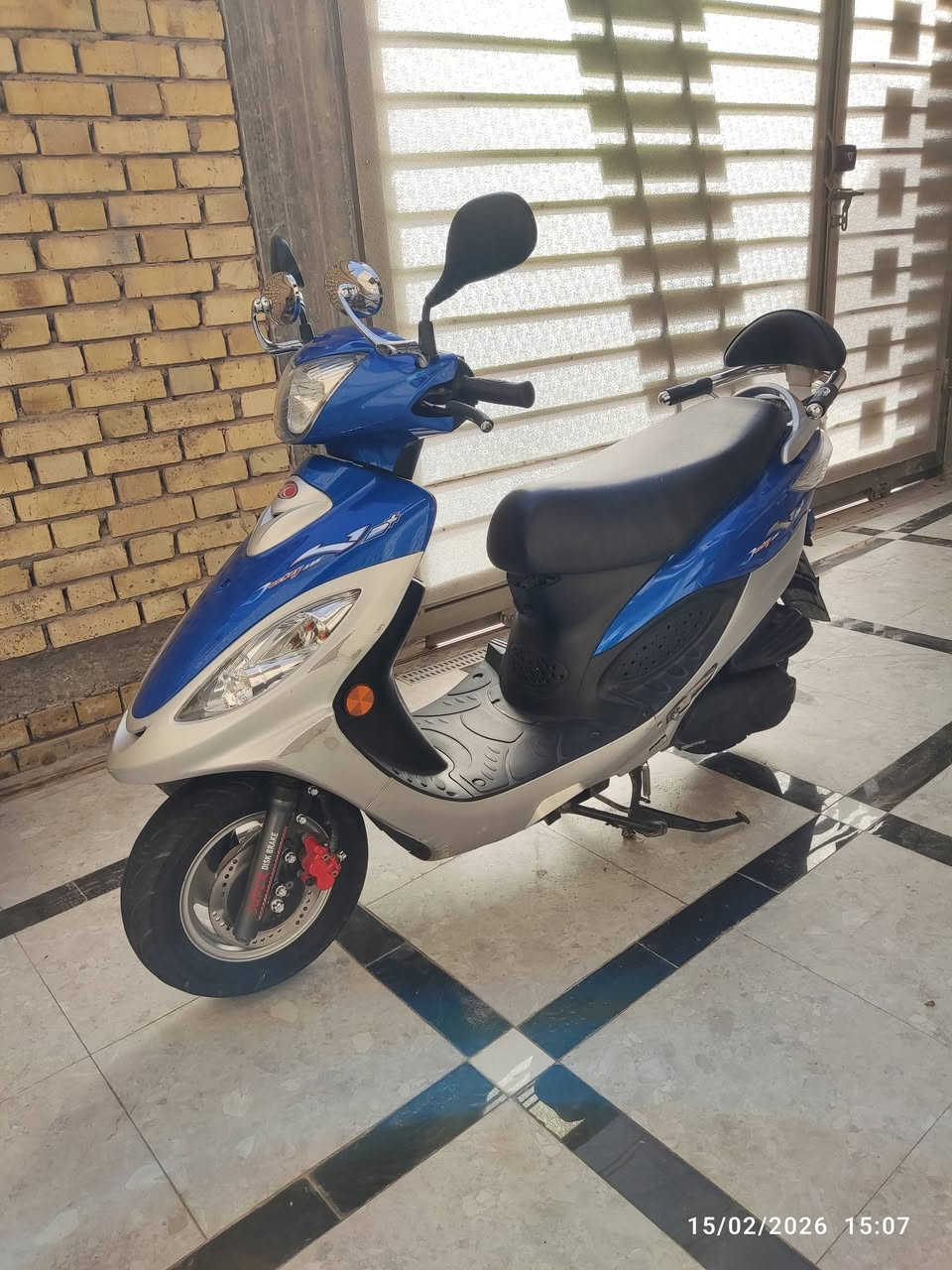 سلام عليكم كامو في تو V2للببع موديل 16 ام الطلاعات بك لايت كريستال دراجه كلش جديده احلا من الصور العنوان الشطره
***********
