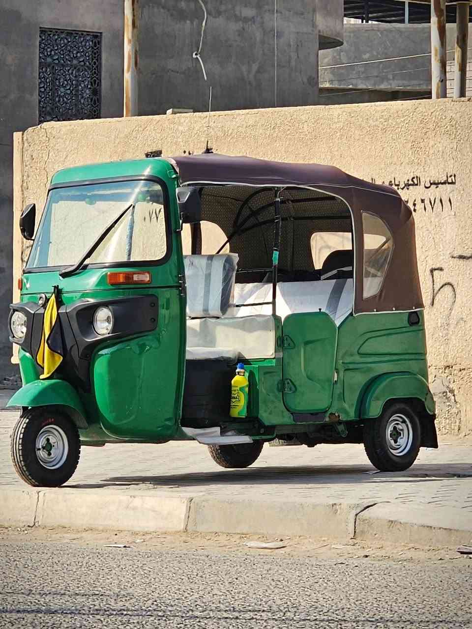 سلام عليكم اخوان هاي تكتك للبيع مديل 21رقم وسنويه تكتك بيه ضربه بل صفحه ومعمره وبيه خياس قليل 6600وبيه مجال بصره موفقيه ***********
