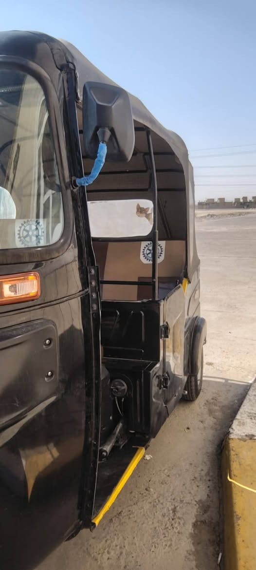 السلام عليكم تكتك للبيع عنوان الناصريه قضاء الرفاعي
تكتك لون اسود كفاله ماعده ضربه يم بك لايت موضحه بلصوره رقم ذي قار 
***********
السعر 8400 بيها مجال قليل الشراي اتصل
