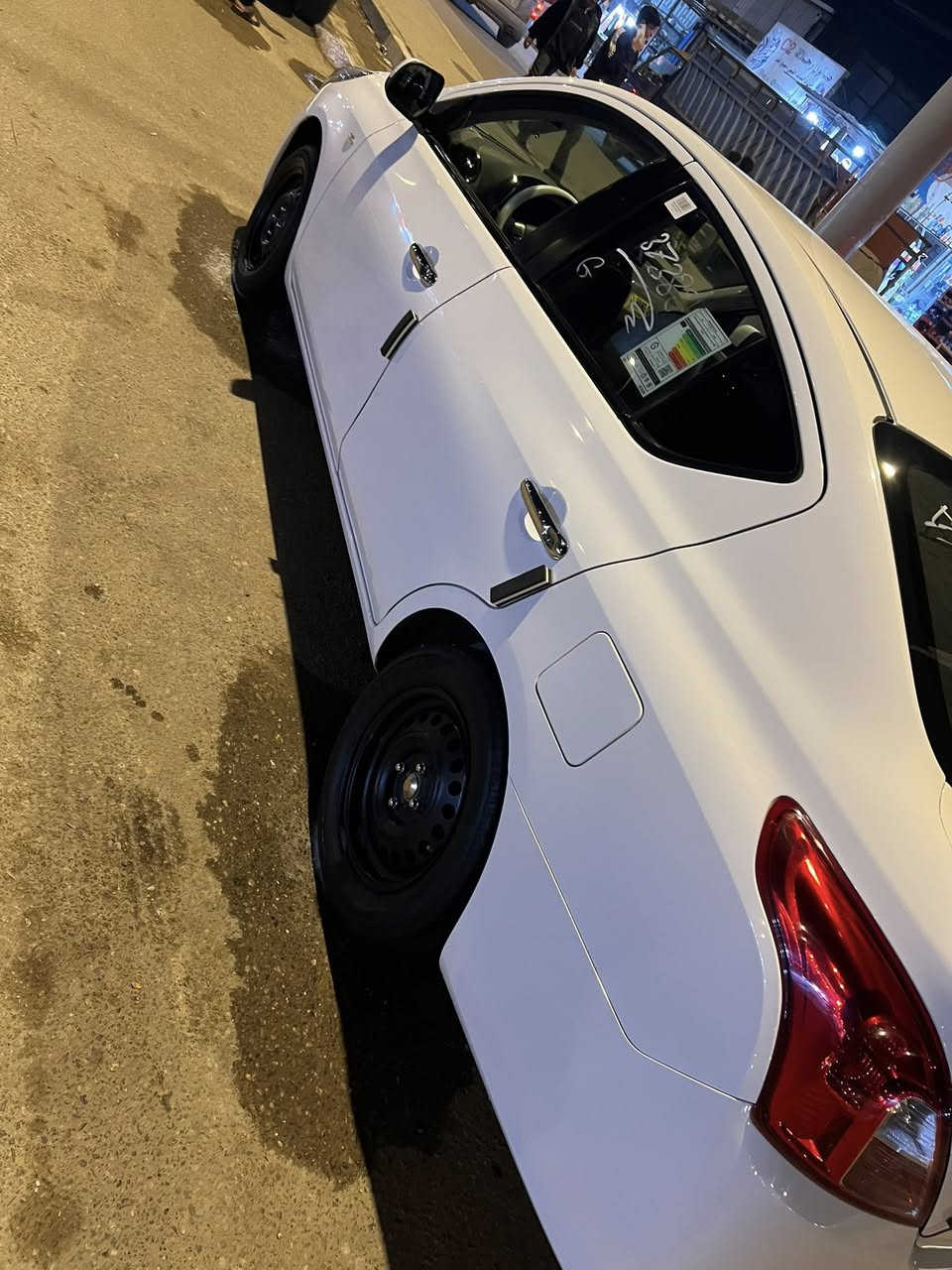 السلام وعليكم نيسان سني 2024 هندي ماشيه 66 ألف سياره جديده ومدوشمه عام السعر 125 مكان البصره الجزيره سياره كفاله للستفسار ***********
