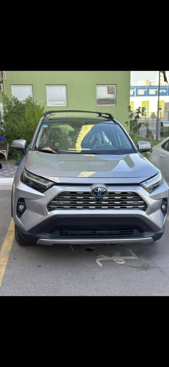 سلام عليكم للبيع راف فور 2023 جديده كلش وفول للاخير حتى بنوراما بيه رقم بغداد الجديد حادث تبديل فقط بنيد مكان بغداد سعر 230 استفسار اكثر ***********
