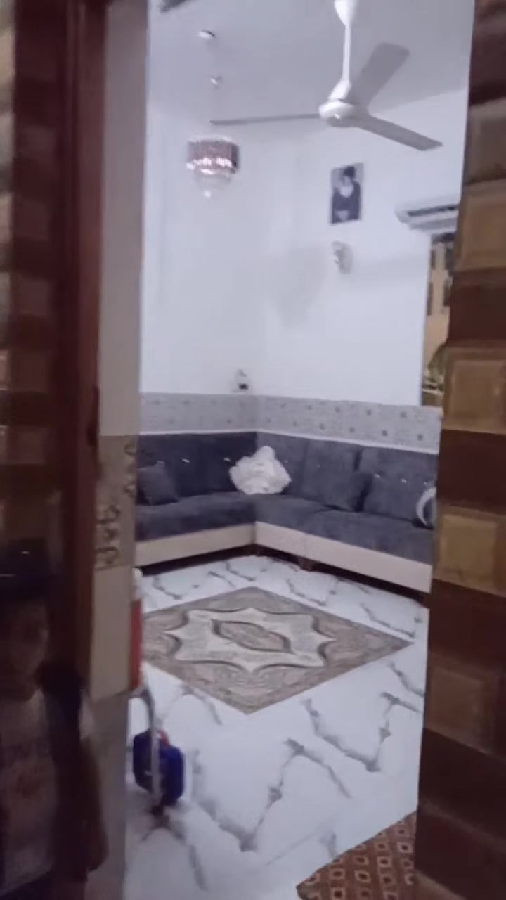 اللهم صلي على محمد وآل محمد للبيع بيت مساحه ٥٠ متر كربلاء البوبيات عامود ٤٥  مكتب الصادق الأمين لتجاره العقار 
***********
