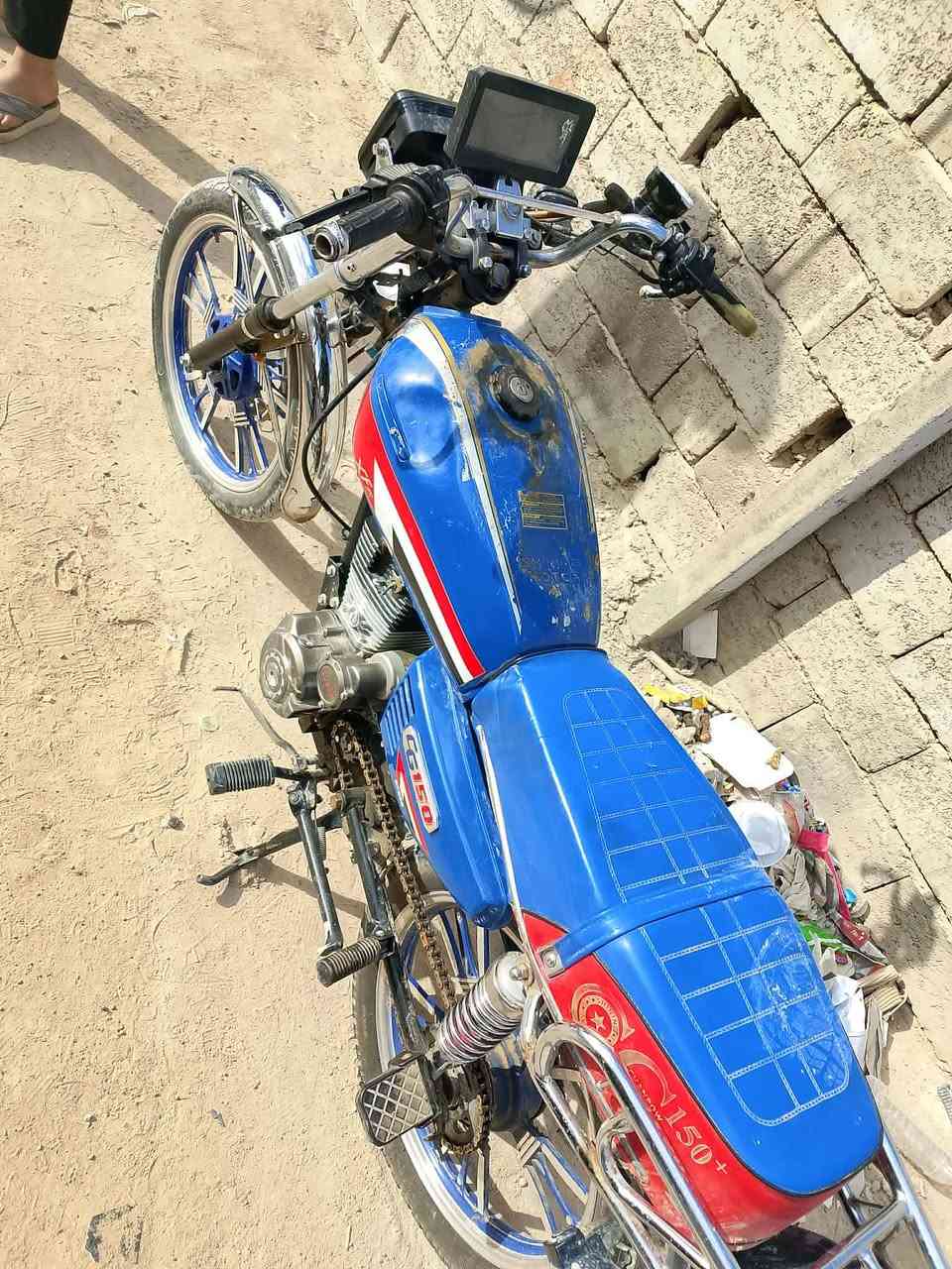 خمسة كير اسويلك فقط مكاتبة عن سرقة أوراقها ضاعن دراجة مديل 24نضيفة عوزها ترتيب شوية سعر 325وبيها مجال رقم فقط وتساب ***********
