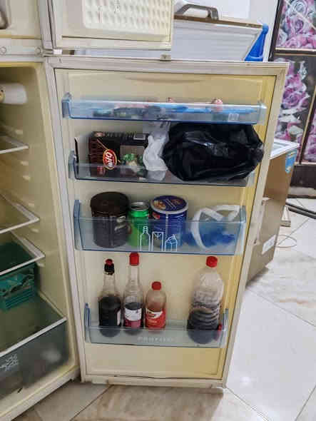 ثلاجه تركية استعمال قليل غير مصلحة
اتصل عالرقم *********** ديوانية
