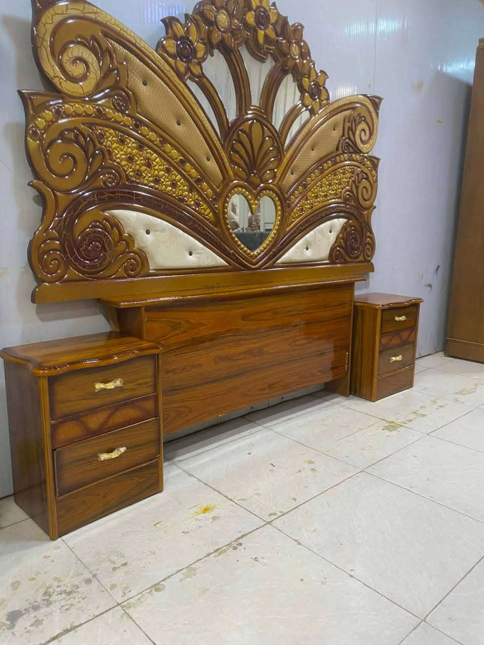 غرفه نوم البيع صاج عراقي  ***********السعر 650
