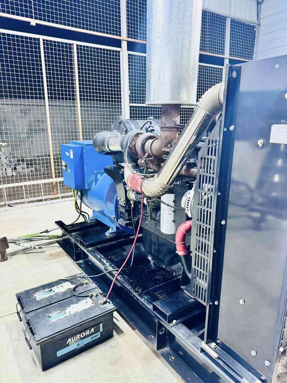 سلام عليكم للبيع كمنز 24 ولف 114 بيها بخار قليل بدون تنقيص ***********
