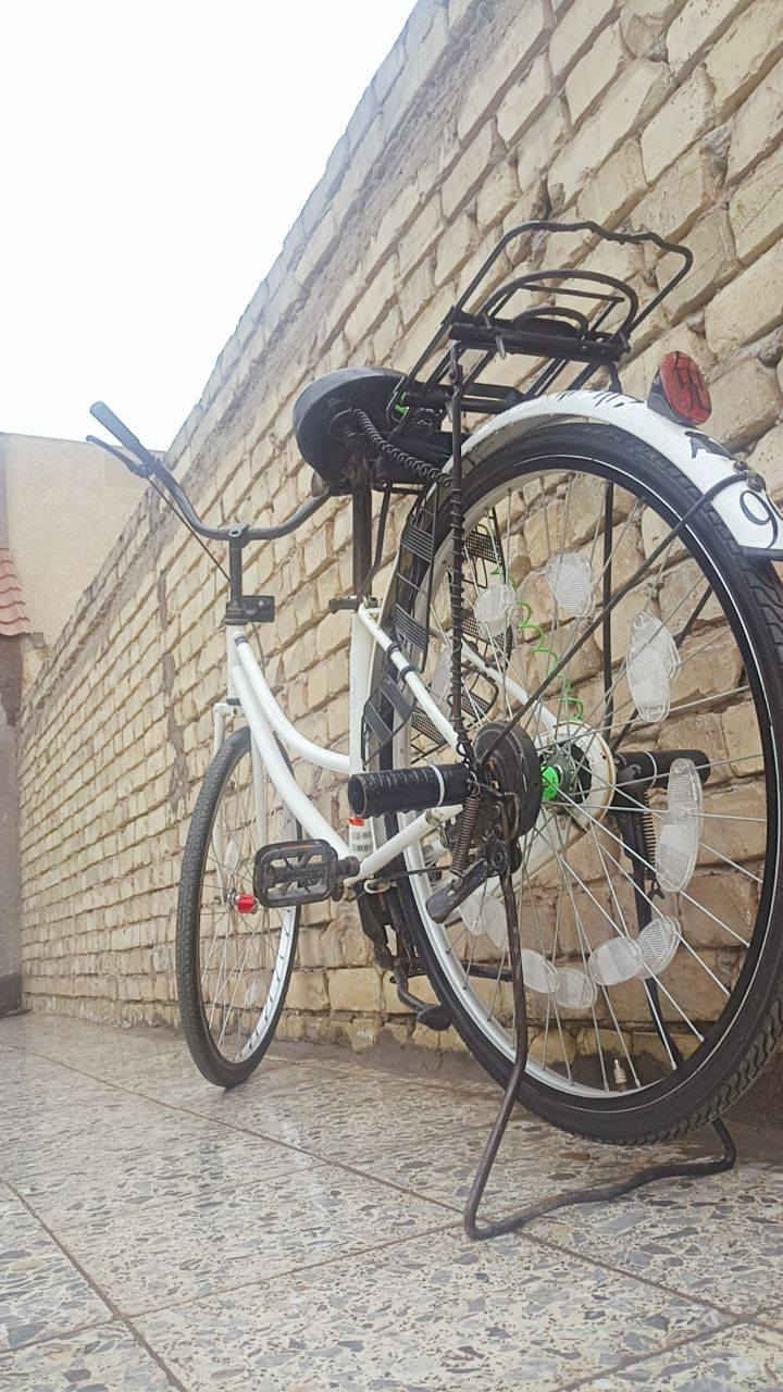 السلام عليكم بايسكل بناتي للبيع شركه BDالبايسكل نضيف مكاني بغداد الكماليه#السعر 110وبي مجال قليل رقمي ***********
