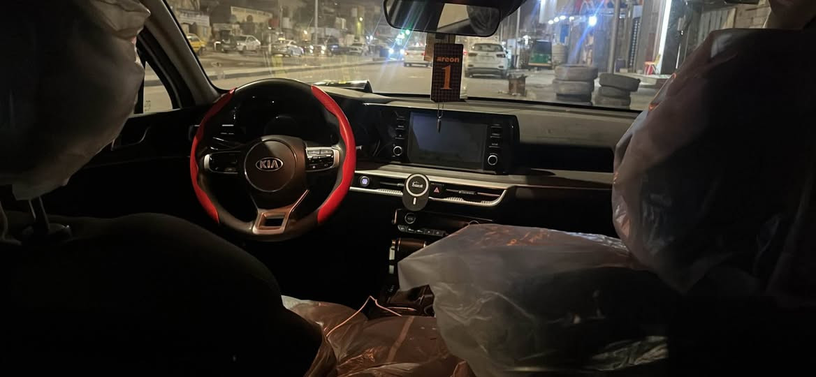 السلام عليكم 
بيع مستعجل 
𝟐𝟎22𝐊𝐈𝐀 𝐊𝟓 - 𝐆𝐓...    بيع فقط   
اللون :أبيض :         
ماشيه 50im 
المواصفات:LXS معروف  
فـــول فـــول 1.6تيربو 
فول لاخير سيارة من عده البنو رامه 
تشغيل عن بعد   
 360 درجة رادارات  
توقف ذاتي
قيادة ذاتية 
نظام ترحيب عند الاقتراب 
نظام تنبيه خروج من مسار 
ماصدة ذكية زنون لد برتقالي 
4 انظمة قيادة :NORMAL/SPORT/SPORT +/Confart 
شاشة كبير + بيهة نظام مثل شاشات تعلي صوت عل حركة 
5 مداخل USB
نظام ابل كار بلي 
نظام خرائط بلادي 
شاشة اعطال 
نظام تحدير داخل عند اي مشكلة 
صندوق ذكي عند الاقتراب 
سايد بريك بصمة 
اوتو هولد  
بيهة تحكم بصوت محرك من شاشة 
ويل حجم 1.6

ملاحضه اخوان السياره داخله مزاد (2) 
 اول مرا داخله ضربه بصيطه بل بنيد  او سرقه جاملغ اليمن او مبيوعه المريكه او معدله بمريكه  
 
او المرا الثانيه ضربته باب او جاملغ اليسر او مكصوصات من امريكه او صبغهن او شدعن بل عراق 

السياره ذيقار معوقين وكاله عامه    
***********📞 
مكاني البصرة  او السعر145وبيه مجال بصيط البصرة, العراق
