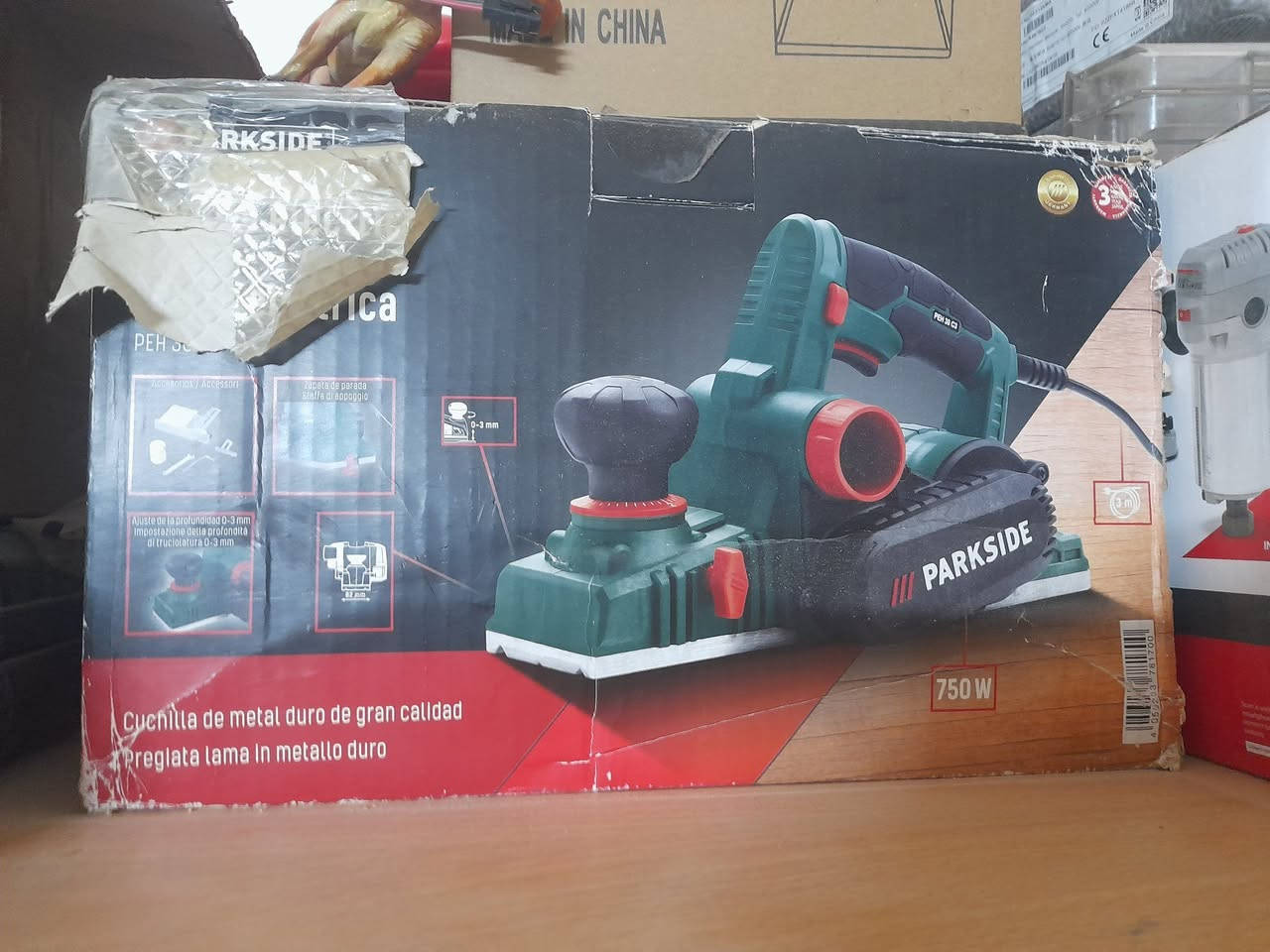 مساء الخير على الجميع صيام مقبول وافطار شهي ان شاءالله اخوان عندي غراض نجارة للبيع اسال واني اجاوب مكاني بغداد شرطة الخامسة بدوانم قرب مدرسة الحسان هذا رقمي ***********
