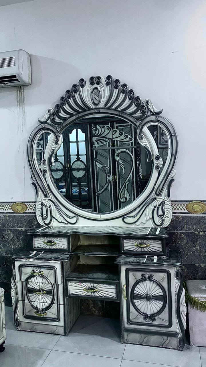 غرفه نوم سعر850
مكاني النصر وسلام رقم الهاتف واتساب ***********
او مراسله الصفحه
