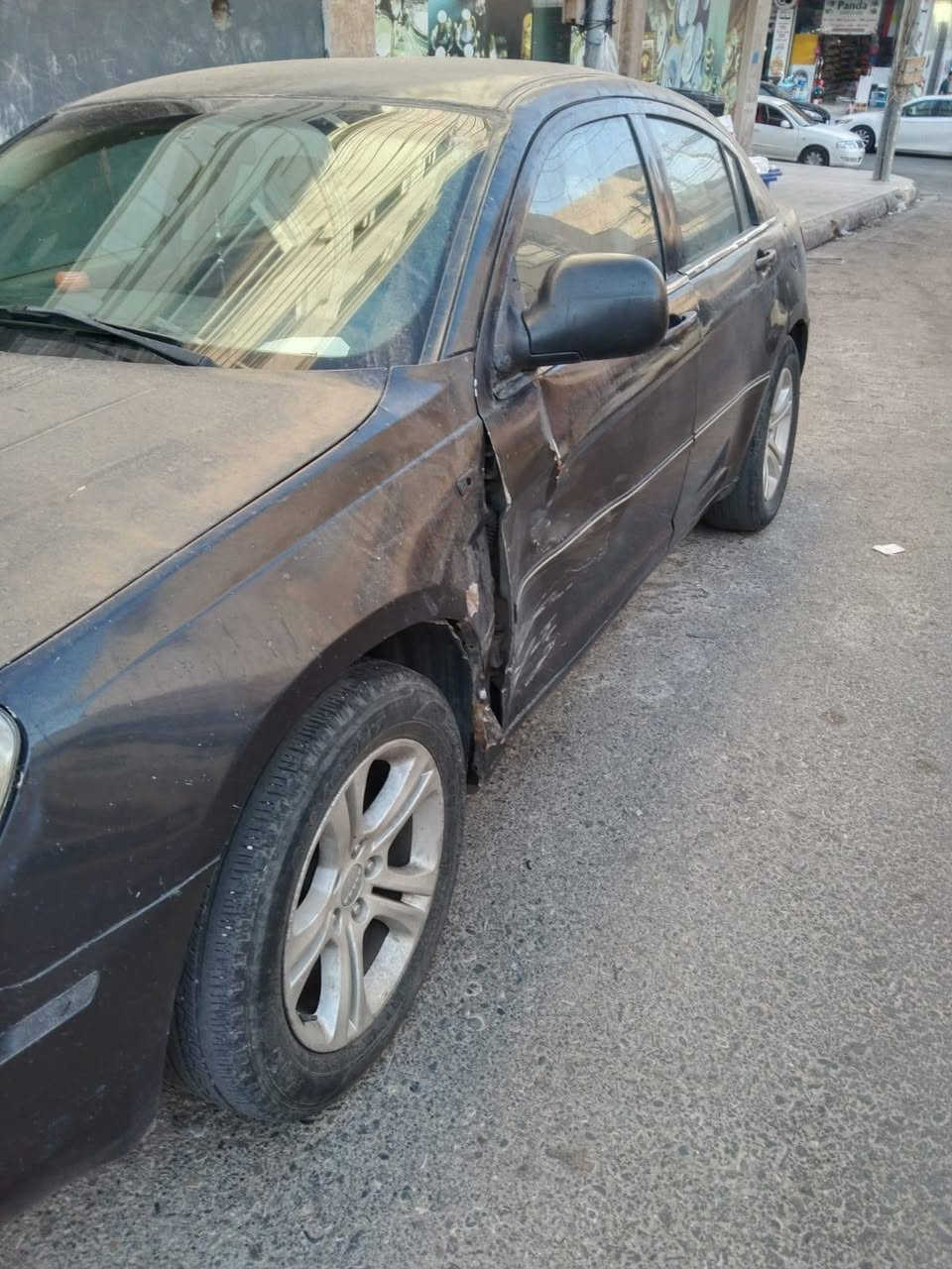 مكلف بلنشر 
سياره كلايسر c200 سبرنك 2008 
صبغ عام بيهه حادث باب وجاملغ
محرك وكير شرط ناقصه اذن كير
دينمو جديد فيتبم جديد بطاريه جديده دهن محرك دهن كير دهن بور جديد
دسكات بانزات فلنجات جديد يحتاجلها صدر حداديه وخلفيه
ولباقي علفحص خلي 
عليها غرامات 9 ورقات ونص
رقم اربيل شرط تحويل ووكاله 
سعر 50 ورقه الغرامات ينزل من سعرها
تواصل واتساب +964 751 022 6118


**إذا كنت صاحب هذا الإعلان وتريد حذفه لأي سبب، رجاءا أرسل رسالة إلى الدعم الفني**