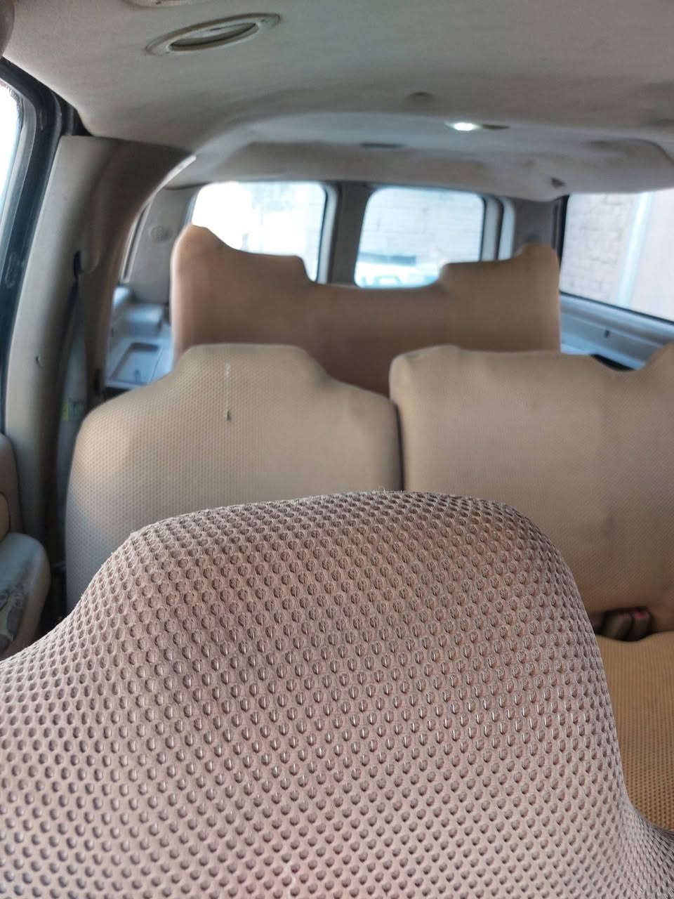 سياره تفصيخ بدون ارقام موديل 2005 كشر كامل ابيع منهه تفصيخ والي يريد اغراض منه ابيع من عداء المكينه ولكير ولاكسن للوراء للرقم ***********
