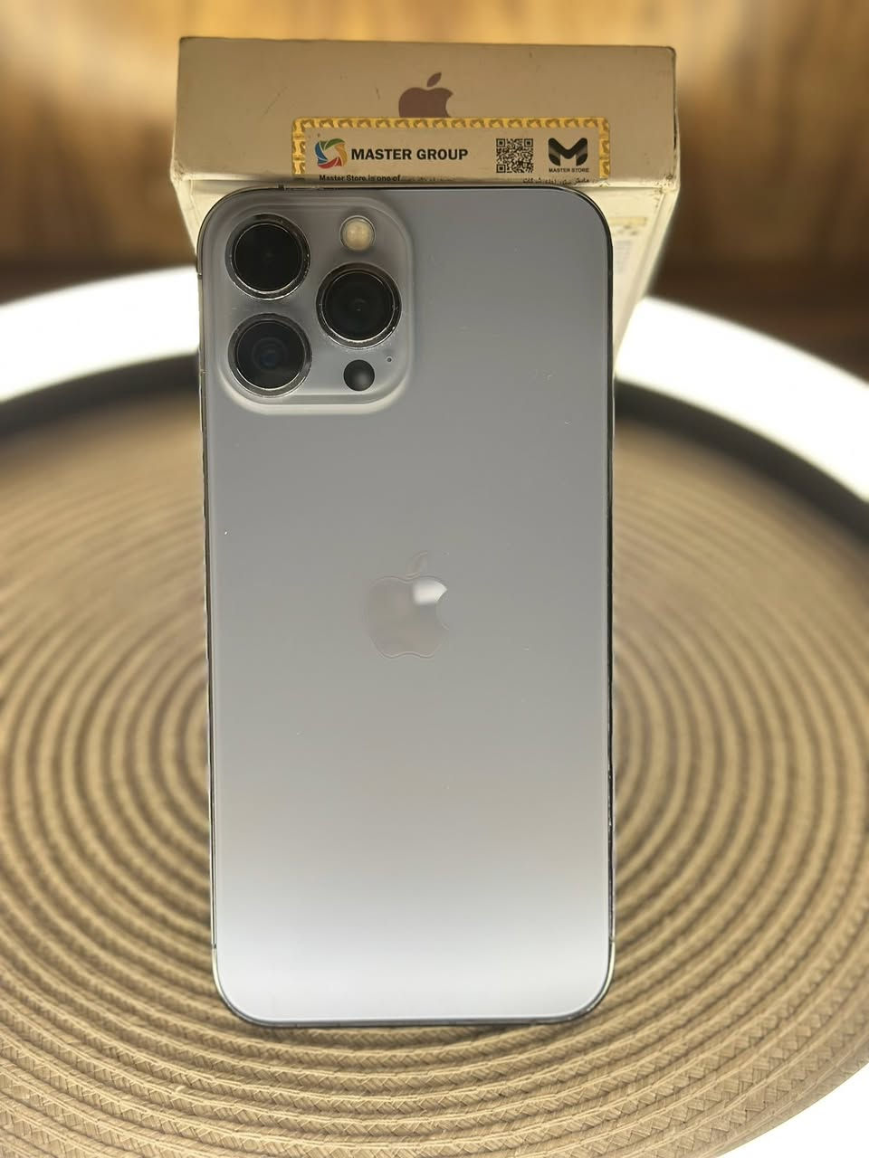 السلام عليكم13برو ماكس اللون بحري مميز
أمريكي 
ذاكرة : 512
بطارية 81% بلاديه 
مبدل شاشة تفصيخ من جهاز ل جهاز  فيس ايدي شغال يقره بس ماياخذ يرادله تنضيف والكامره مستبدله اصليه
نضافه الجهاز %98 كلش نضيف السعر  550وبي مجال بسيط للشراي انشالله🏘️مكاني بغداد حي الاعلام ☎️للاتصال  *********** فقط واتساب توصيل ماعندي
