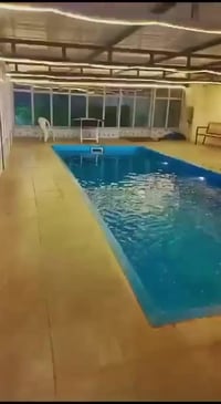 الدورة البعيثة • مسبح مغلق • موثقة بأجرلي