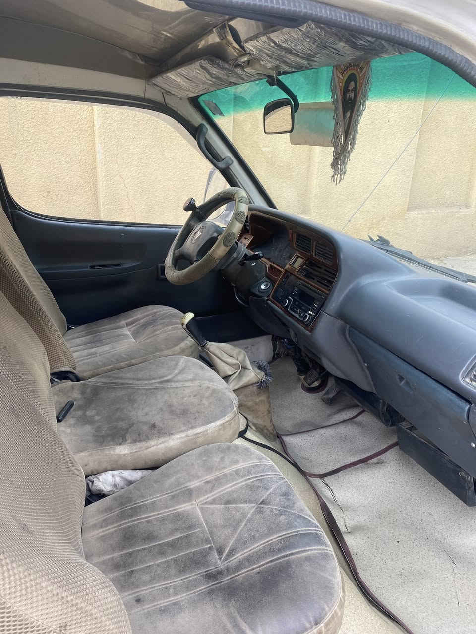 ‏سلام عليكم فتون للبيع 2009 رقم إنكليزي السياره كامله مال جناي بغداد البياع***********
