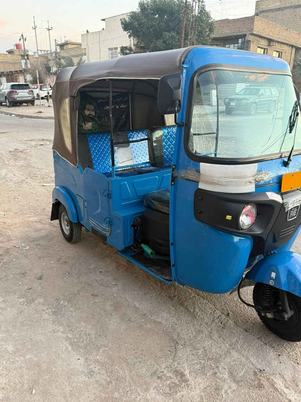 السلام عليكم
تكتك موديل 22 للبيع رقم وسنويه انكليزي تحويل ثاني يوم 
السعر 11مليون كفاله عامه 
عنوان حي اور 
رقم ***********
