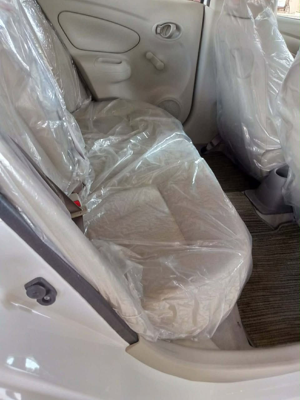 السلام عليكم 
نيسان سني  الهندي بليته زركه موديل 2024 
زيرو ماشيه اقل الف 
كفاله عامه سياره بعدها بوضع شركه 
رقم أربيل 
العنوان بغداد المدائن 
السعر 128 قفل قفل من الأخير 
الاتصال على رقم 
***********
