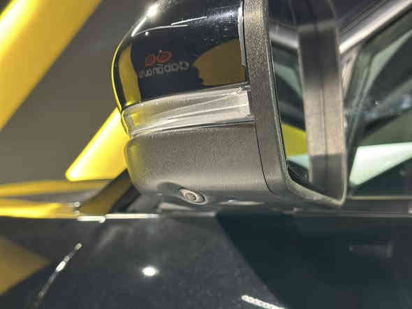 سلام عليكم فورت اكسبلور٢٠٢٢ مواصفات لمتت ٤*٤ كوشت تبريدتتفيه سوكان هيتر برده كوشن خزن كوشن ملكى شحن وايرليس صنوق شفت بنسبه صبوخ بس ده عامى امامى صبوخ ماشيه ٢٧ مايل سعر ٢٦٨ بيامجال ***********كاميرا ٣٦٠
