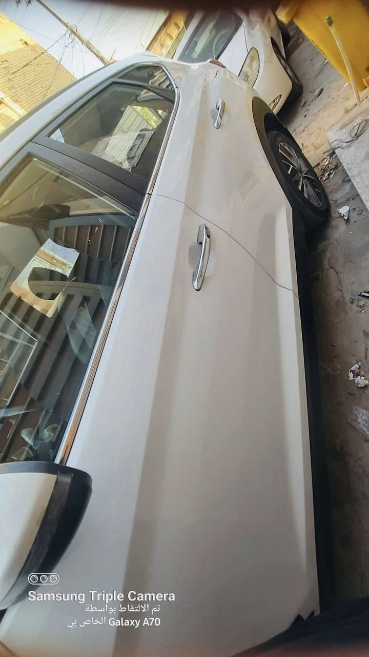 مرحبا توكسان خليجي 2020 ماشيه 75 اصل كير مكينه حداديه بعده شركه تخم تاير جديد دواخل جدا نظيف رقم بغداد انكليزي  بأسمي وهزه وسنويه 2030 باب الصدر مفتوح موضح منشور نفسه راجع بارد موضح + بارد باب خلفي + فايبر كلاس قبق جنطه موضح + طخه بسيطه براكيت بدنه سعر 200$مجال جدا بسيط مكان سياره كربلاء هـ ***********
