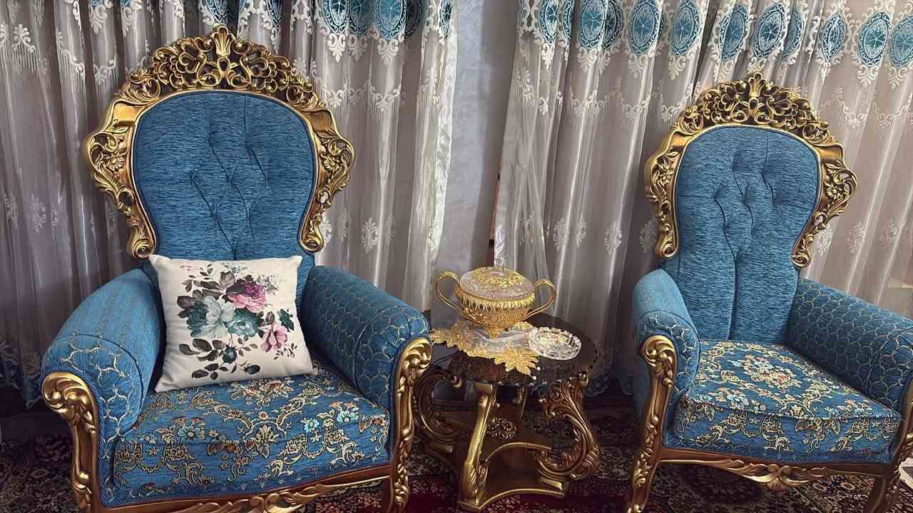 السلام عليكم
تخم قنفات عشر مقاعد مستعمل استعمال نظيف وقليل للبيع
يحتوي على تسع قطع 
السعر600الف وبي مجال


**إذا كنت صاحب هذا الإعلان وتريد حذفه لأي سبب، رجاءا أرسل رسالة إلى الدعم الفني**