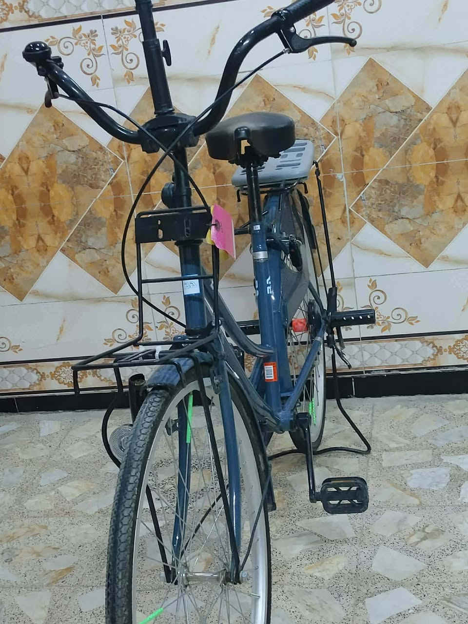 للبيع التواصل ع هذا الرقم ***********
