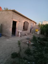 بيت البيع مساحه 300متر قرف2ستقبال مطبخ صاله حمام مكان البيت وره بيت ال...