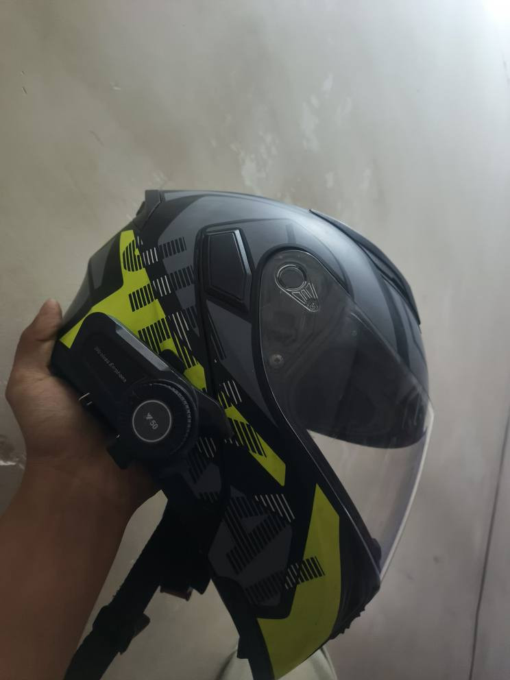 خوذه قلاب ٦٠الف وبيها مجال  *********** بغداد, العراق
