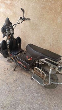 دراجه شحن للبيع   اتصل على رقم 07812378143