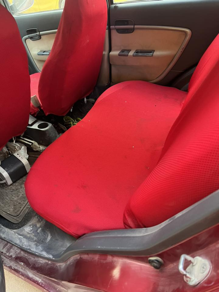 السلام عليكم. 
للبيع 
شيري اي وان
2012
4 سلندر 
رقم بغداد 
شغاله خير من الله تجي بعينك وتشوف 
راعيها موجود
شبي البيع اشتريت  ثانيه
الشراي يتفضل وع راسي35 وبيها مجال بسيط 

‭

0777 658 2870‬
