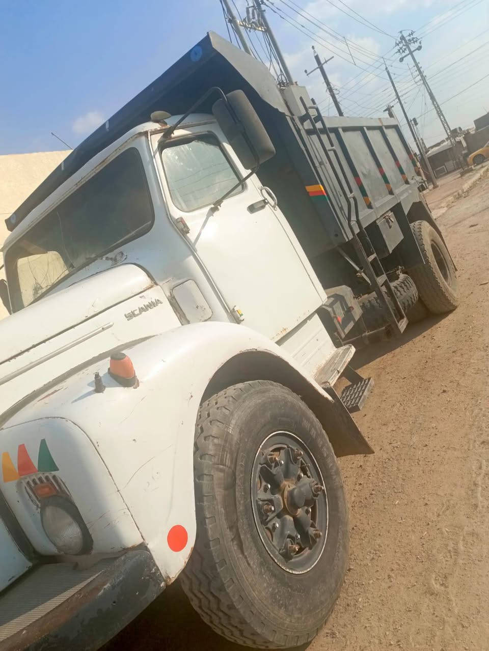 سكانيا 111 موديل 81 محرك لاصرف ولا بخار كير 5* 5 حدادية نظيفة رقم نينوى والسنوية ساقطة
سعر
‏‪***********‬‏
سكانيا 111 موديل 81 محرك لاصرف ولا بخار كير 5* 5 حدادية نظيفة رقم نينوى والسنوية ساقطة
