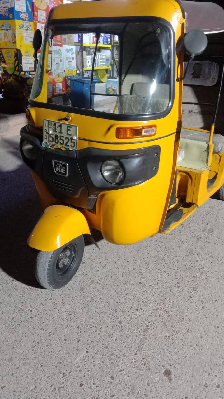 سلام عليكم شباب تكتك 19 شهر 12 رقم وسنويه تكتك كفاله عامه بس بيه طخه بل صفحه بسيطه ومضحه بل صوره ولباقي كفاله عامه رقم الهاتف ***********  مكان بغداد حي ور
