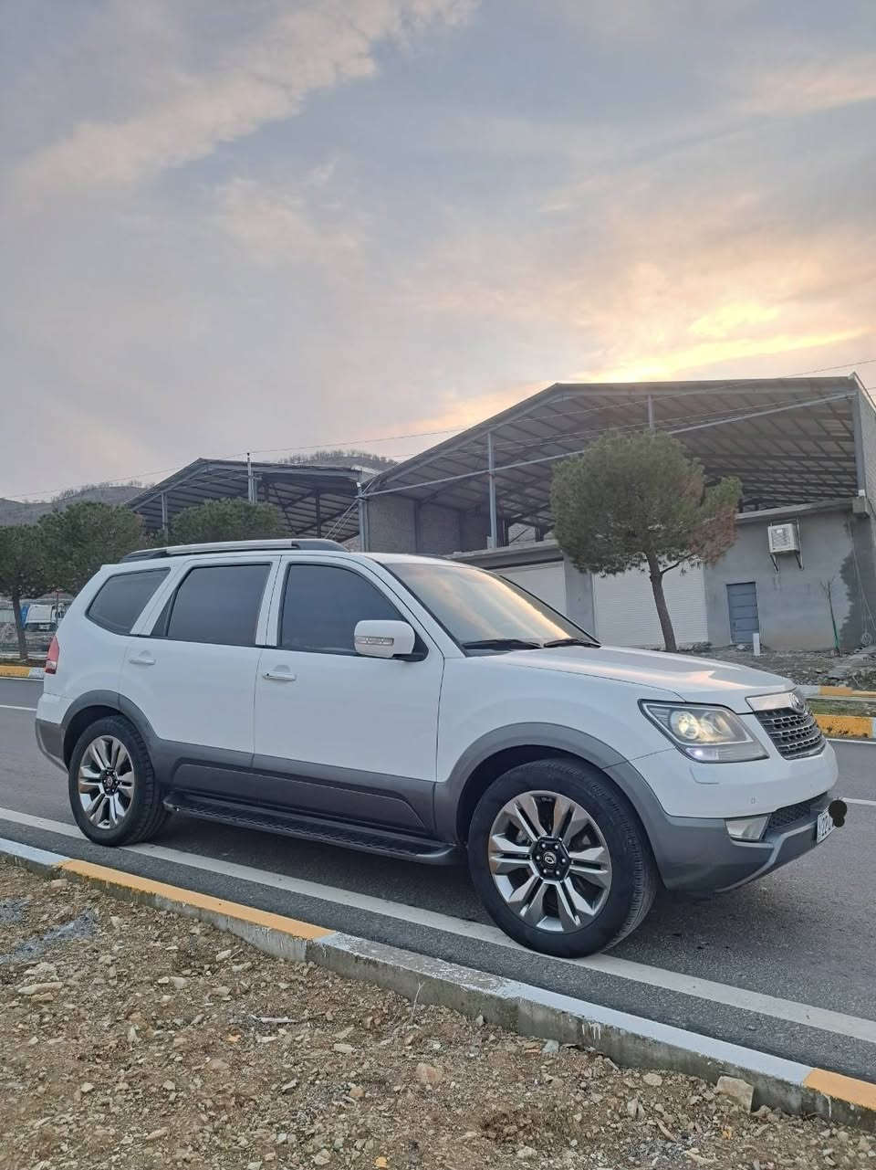 السلام علیکم
کیا موهافی مودیل ۲۰١٦ فقط للبیع بدون مراوس
فوول مواصفات رقم اربیل
السیاره باسمی سنویه وهزه ورقم جدید
اربیل دولی 
فوول مواصفات 
 فتحه السقف
کشنات جلد و کهرباء تدفئه وتبرید
ثلاث مقاعد وتبرید مرکزی
حساس وکامیرا امامی والخلفی
بصمه عدد ۲ 
فور ویل ومانع التزلق
ماشی ۱۹۰ الف
مابی قطره صبغ فقط کم نقطه حالوب بیه
اعلی مواصفات واخر مودیل جابوها شریکه بخیت باربیل

بک لایت محدثه بشکل ۲۰۱۹
طخم تایر و ویل محدثه بشکل ۲۰۲۲

مکان السیاره / سوران تابع لاربیل
سعره ۱۹۳ ومجال قلیل

***********
واتس اب
