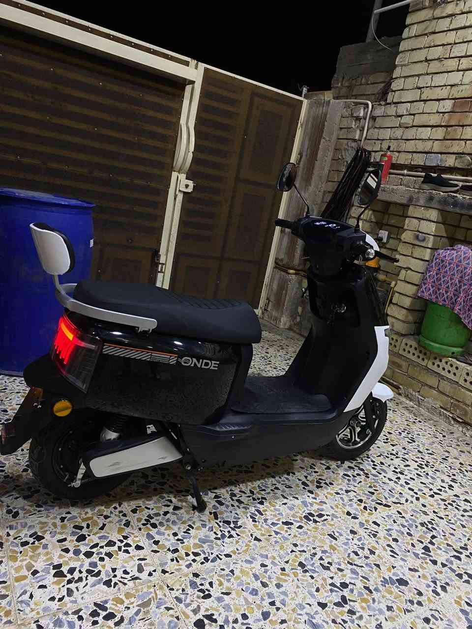 دراجه شحـن سكـنس 6بـاتري
دراجه نضيفه واقتصـاديه ب الشـحن لايـتات عـالي نـاصي 
اشـايـر يـمين يـسار Rالـرجـوع للخلـف بـارك قـفل سـتيرن مـانع سـرقه السعر المطلوب بيهه675وبيهه مجال بسيط 
للتواصل على هذا الرقم ***********
