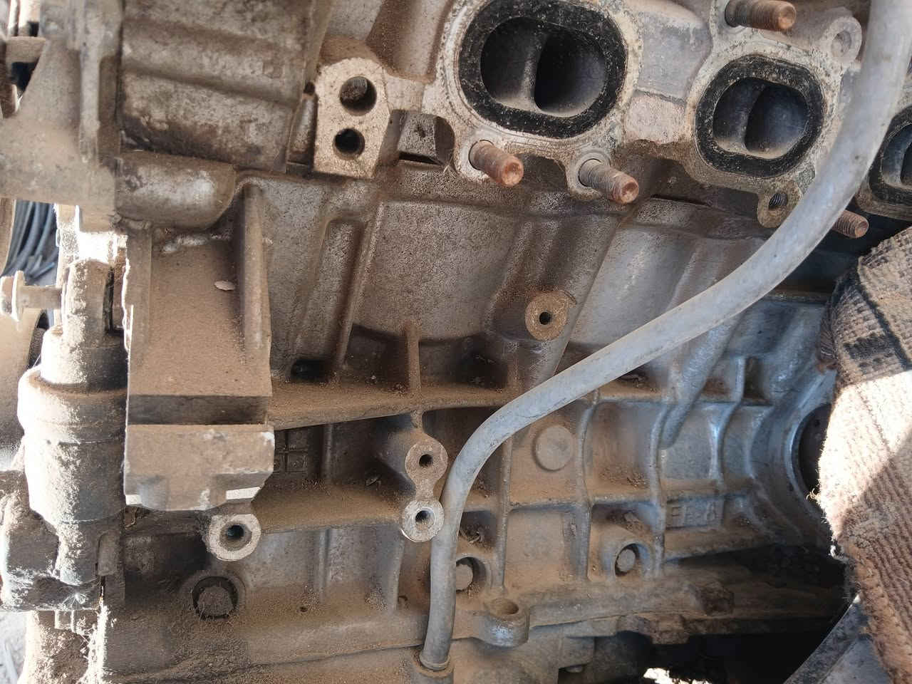 السلام عليكم مكينه سورنتو ٢٠١٥ بيه كازكيت للبيع ***********
