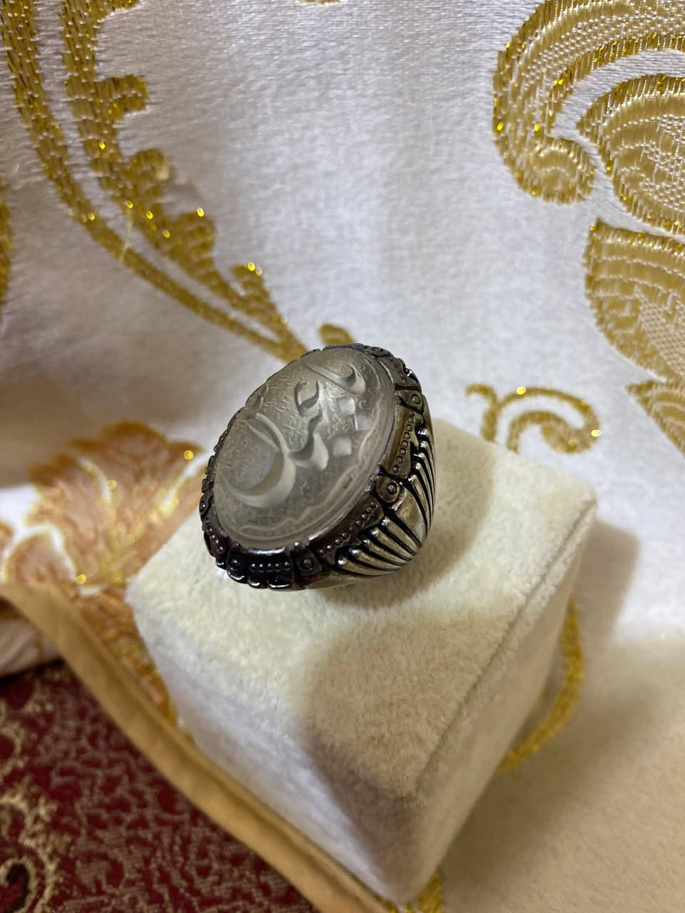 السلام عليكم
شلعة خواتم ٧ قطع بيهن ثقيل وبيهن خفيف
انطيني سعرهن بالعافيه
الخاص مفتوح


**إذا كنت صاحب هذا الإعلان وتريد حذفه لأي سبب، رجاءا أرسل رسالة إلى الدعم الفني**