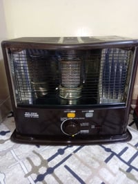 للبيع     سعر 100.   07708091331