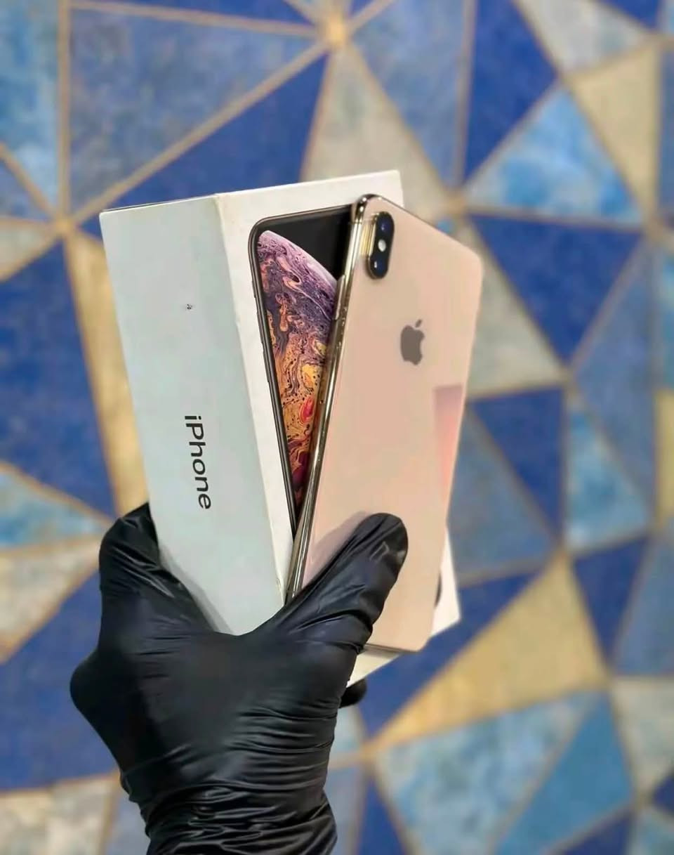 بسمالله سلام عليكم اخوان جهاز Xs Max للبيع جهاز كلش نضيف كدام العين جهاز فقط فيس ايدي مايشتغل بطاريه(72) بس مايصرف ذاكره(64)تك سيم اخوان جهاز فقط بيع شاشه بلاد قطره عيب مابي جهاز بدون كارتون رقمي(***********)موجود واتس وماسنجر سعر(150)وبي مجال
