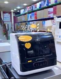 مرحبا عندي اغراض بيت للبيع تخم قنفه ثلاثيه وكرسيين ب٢٠٠ وميز شاشه ب٦٠ ...