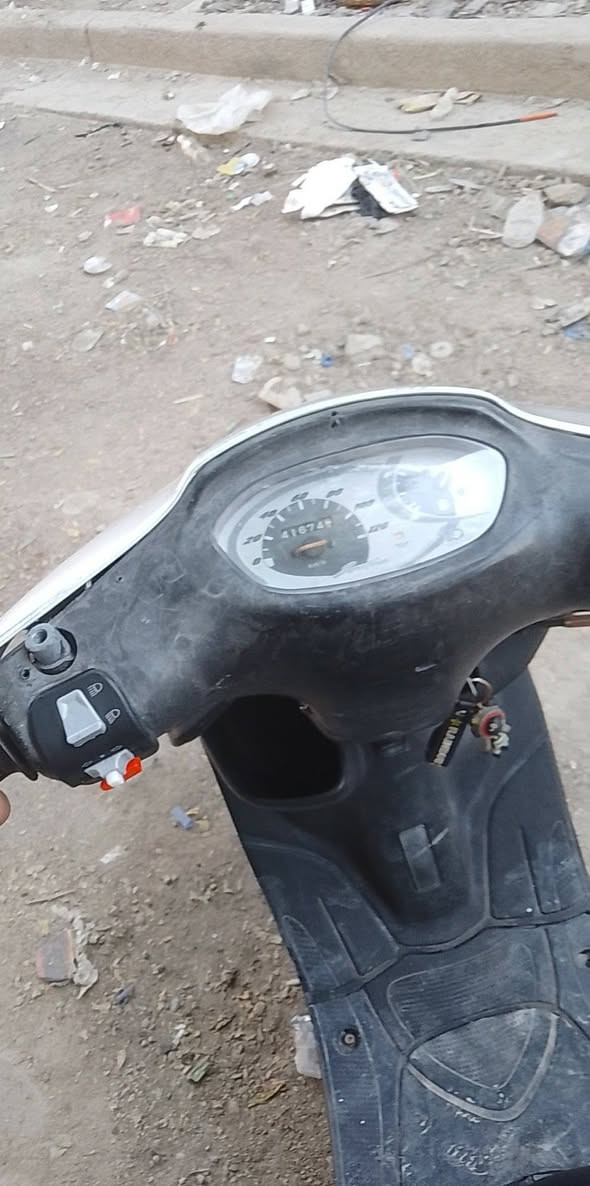 سلام عليكم دراجة ماكس قجمة للبيع سلف هندر نكرة دراجة خير من الله 
سعر 325وبيهة مجال حك الجية 
مكان مدينة الصدر الحبيبية قرب وليد ابو الكص رقم الهاتف *********** متواجد واتساب
