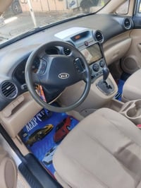 كيا كارنز خليجي فول مواصفات موديل 12 محرك دوش 2000 رقم بغداد الدولي ال...