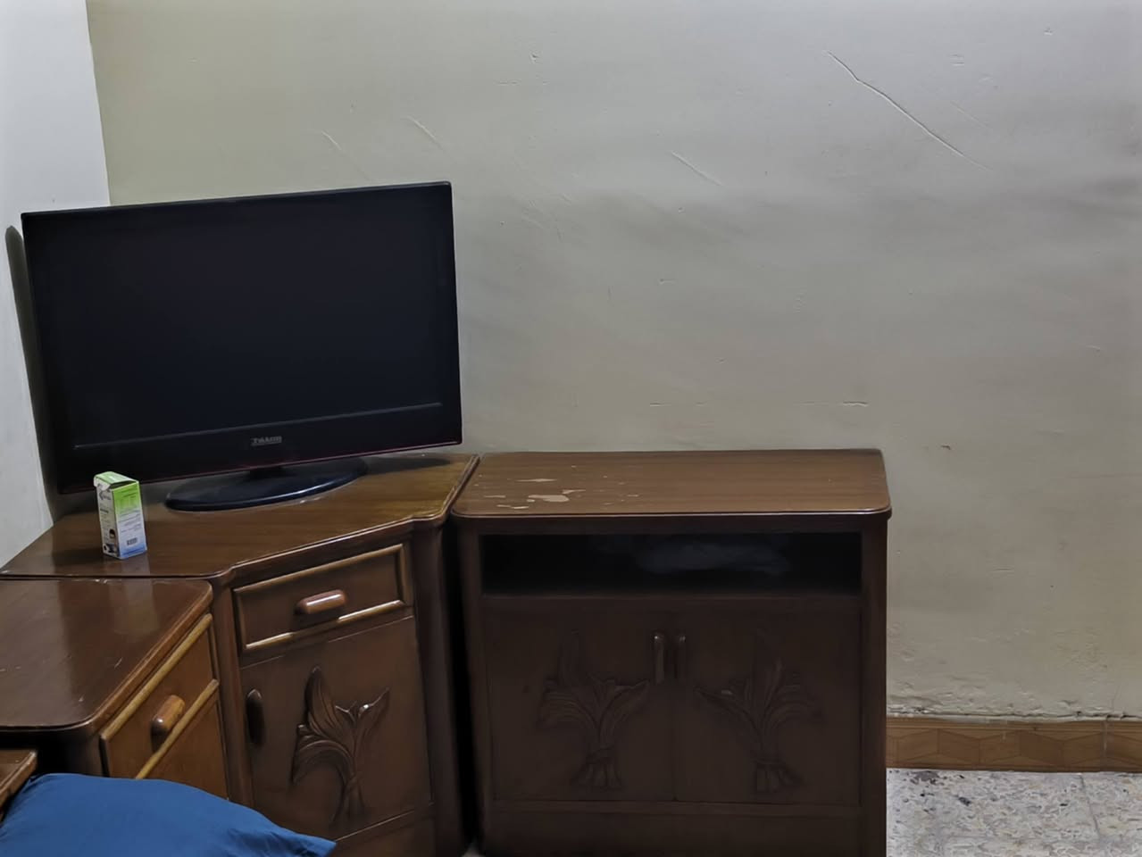 السلام عليكم غرفه اخت الجديده صاج بورمي من اجود انواع الصاج النقش حفر مو كبس معروضه ب مليون وربع بيه مجال الموقه بابل شارع 80 كربلا للتواصل ***********
