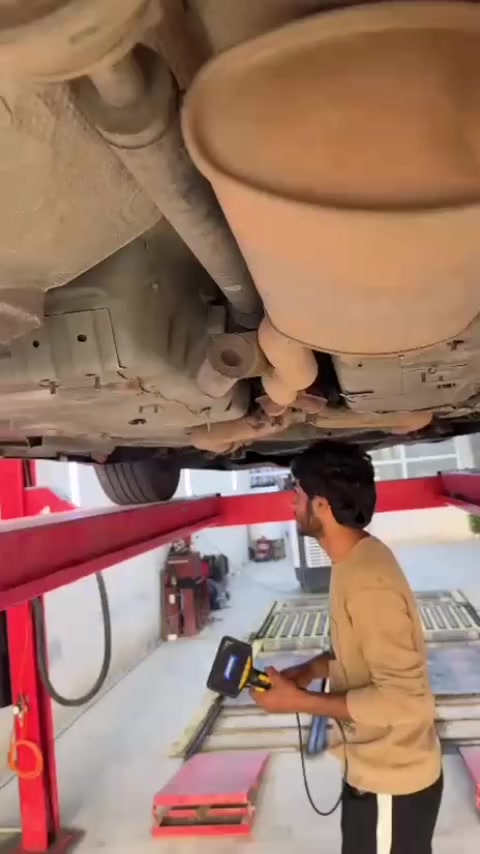 سونار فيراري كار - Ferrari Car بكادر سوري مختص في فحص السيارات
🔴شعارنا ثقة الزبون والفحص الصحيح 🔴
اوقات العمل من 8 صباحاً إلى 8 مساءً

⛔الفحص بأحدث التقنيات والاجهزة الإيطالية ⛔ 

✅فحص فتح المحرك والكير
✅فحص عزم المحرك والتبخير ونمر الكير بجهاز الداينو الايطالي
✅فحص صحة المحرك والكير
✅فحص  (شواصي ولغود واسفل السيارة بالكامل) الكص_التعديل_الصبغ والمعجون_اللحيم
✅ فحص بدي السيارة (الصبغ_البارد_المعجون_التبديل_الفتح_الكص)
✅فحص حدادية السيارة 
✅فحص كهربائيات السيارة وفحص العقل ورقم الشاصي والتأكد من صحة رفع السيارة
✅اصدار صور حادث السيارة
✅اصدار تقرير كامل الشرح من أصغر تفصيل لأكبر تفصيل عن فحص السيارة

سعر الفحص
٤٠ الف للسيارة الناصية
٥٠ الف للسيارة العالية
لا تحتار وين تفحص نتشرف بزيارتكم  موقعنا⬇️⬇️⬇️⬇️
البصره/ القرنة _النهيرات الشماليه_ الخيط_ قرب ديوان الشيخ سلام المالكي
                                     الموقع الإلكتروني ⬇️⬇️
https://maps.app.goo.gl/ngGFBLH4RSYTeGoy7
للتواصل وتفصيل أكثر
 *********** _***********
بأدارة #رائد
