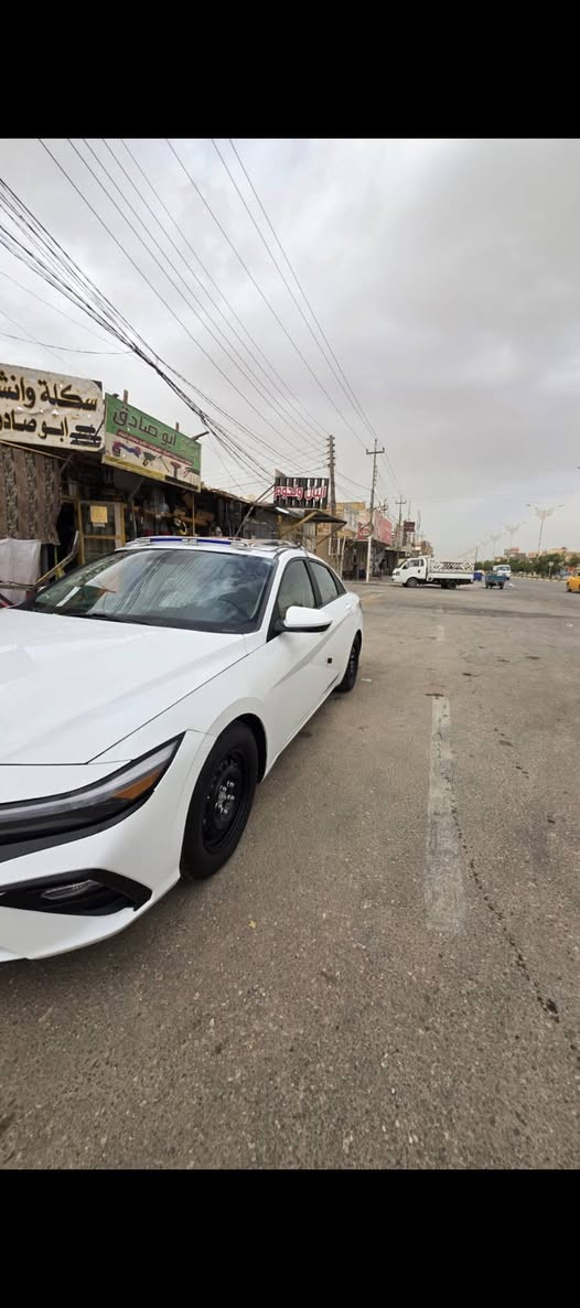 للبيع هونداي الانترا موديل 24 أمريكي بغداد باسمي
حادث فقط باارد اصبعين  ب البنيد وراس جاملغ كفالة بجم كبس راديترات بلاديه صور الحادث والسونار مرفقة مع المنشور ايرباك ستيرن 
مواصفات نص فول
تحكمات ستيرن جهتين
شاشة كبيرة
رادار أمامي خلفي جانبي 
قيادة ألية
تحديد مسار
كروز سرعة
درايف مود 
عداد ديجيتال
لايتات اصلية عدستين LED
إشارة LED
مكينة 2000 دوش مكينه كير كفاله 
***********
السعر 172
