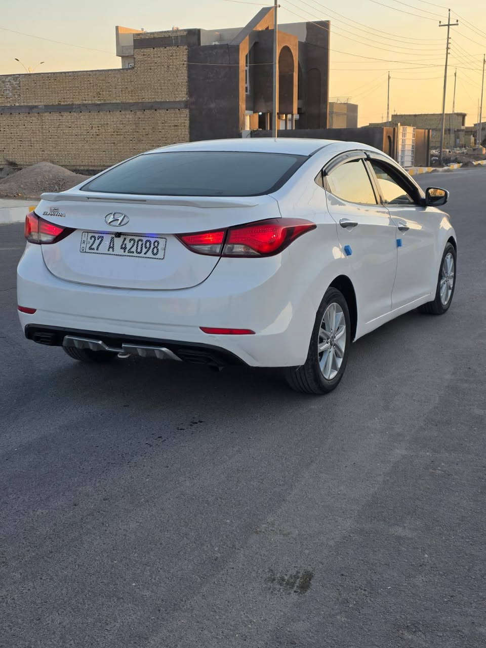 السلام عليكم 
النتره 2015 خليجي رقم ذي قار الجديد باسمي بيها جاملغ وبنيد مبدلات اصليات وبابتين صبغ محرك 1800 تبريد حداديه محرك كير كله كفاله 
السعر 110 وبيها مجال الشراي يتصل وبلخدمه ***********
