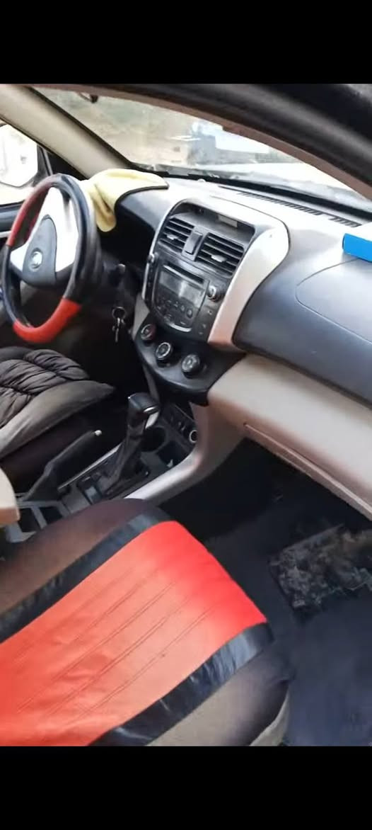 ليفانX60 موديل 2016 بغداد بأسمي مشروع وطني لغاية2028
محور كورولا 1800 تبريد شغال 

مبدل بنيد ودعامية ومعدل جاملغ  ايمن وبيها وباب خلف السايق مطخوخه ومعدل ع البارد

(بيع او مراوس حسب القناعة) 

سعر 68$ وبيها مجال للشراي 

بغداد ***********
