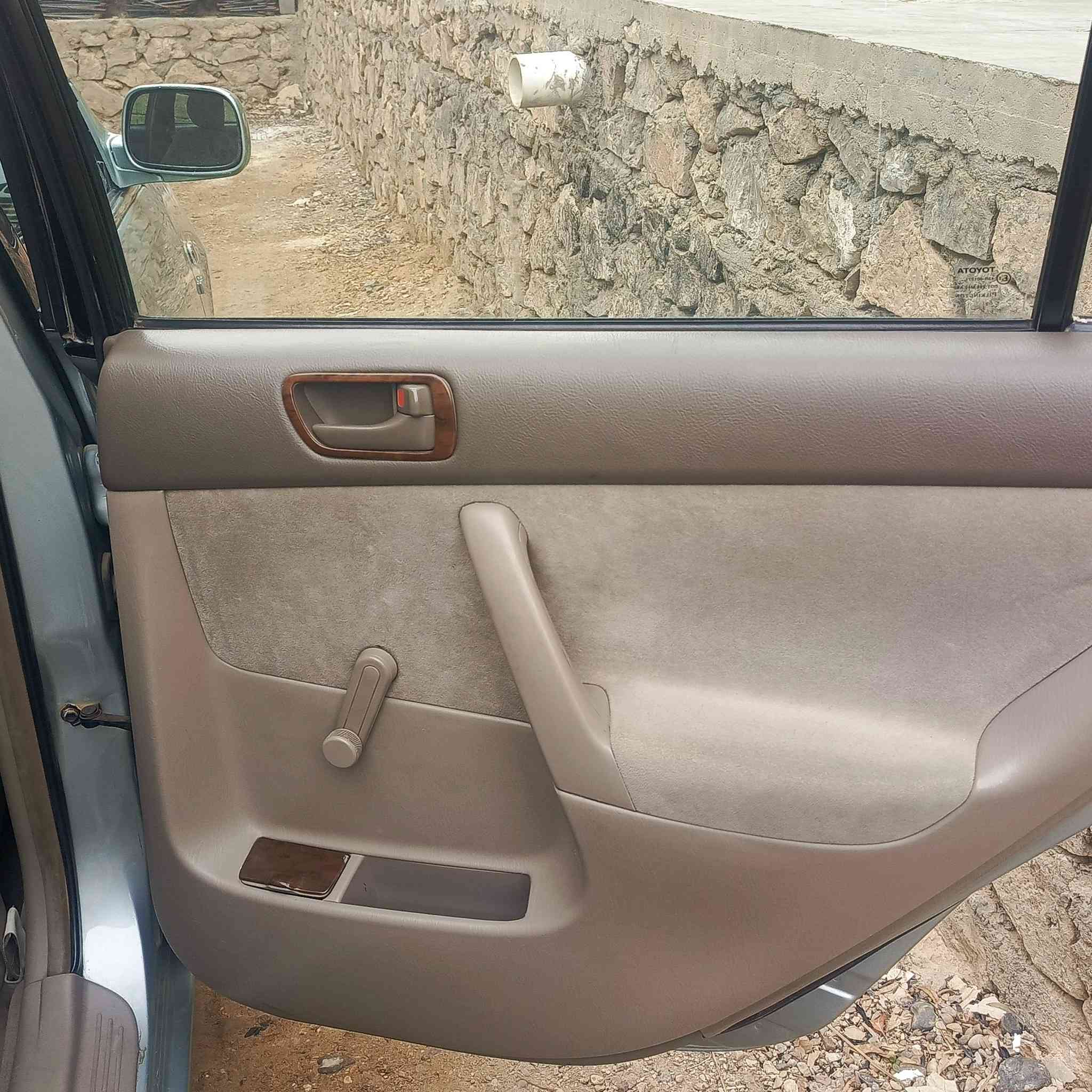 السل
ام عليكم اخوان كامري 2006 

السياره جاهزه 100/100

تبريد ثلج❄️

تدفئه شغاله 🔥

المحرك و كير خير من الله 

السياره وارد خليجي

السياره 4 قطع صبغ 

رقم الهاتف:***********
السعر 92 بيه مجال بصيط
